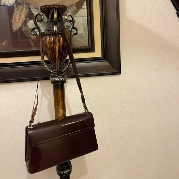 Authentic Gucci, please check all picture of condition - Picture 7 of 17